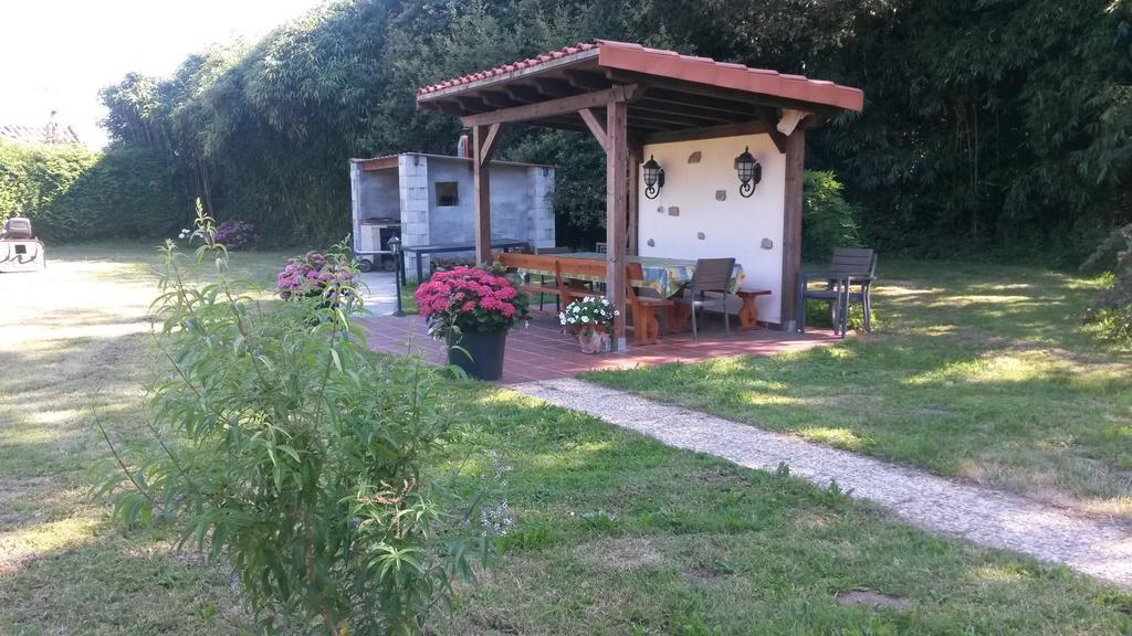 Casa Rural Ibarrondo Etxea Mungia Exterior photo